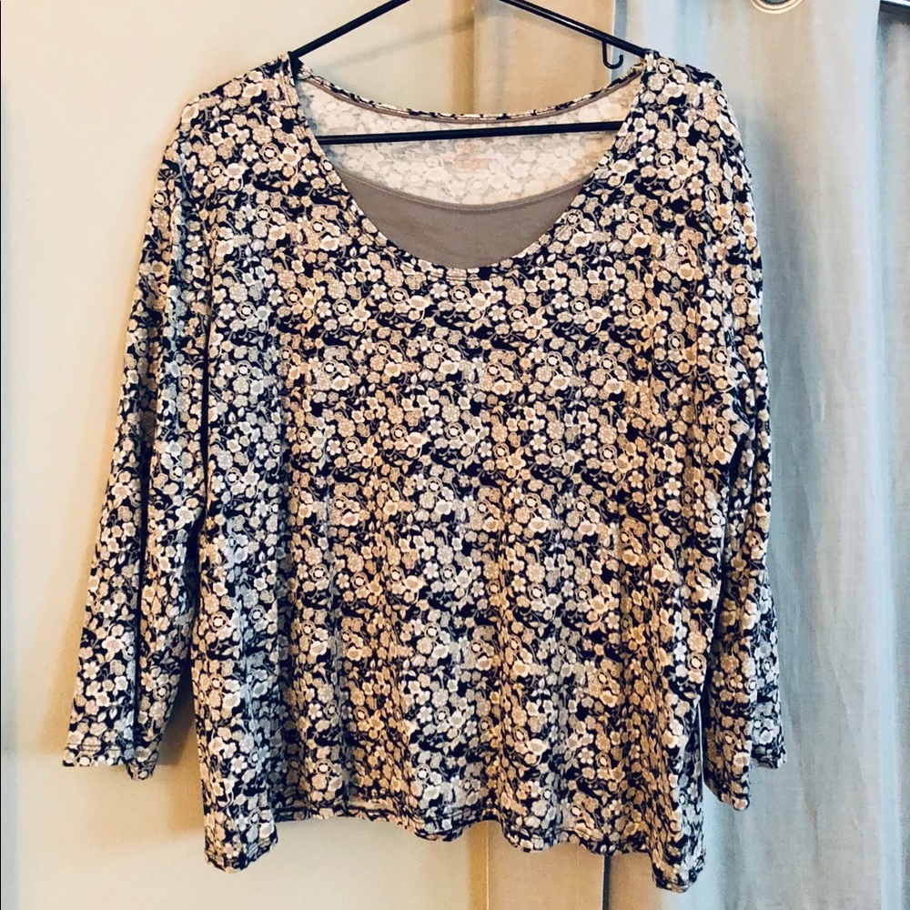 White Stag 3/4 Sleeve Shirt